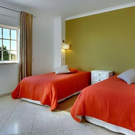 Coelha - Table Tennis And Pool Table * 기아