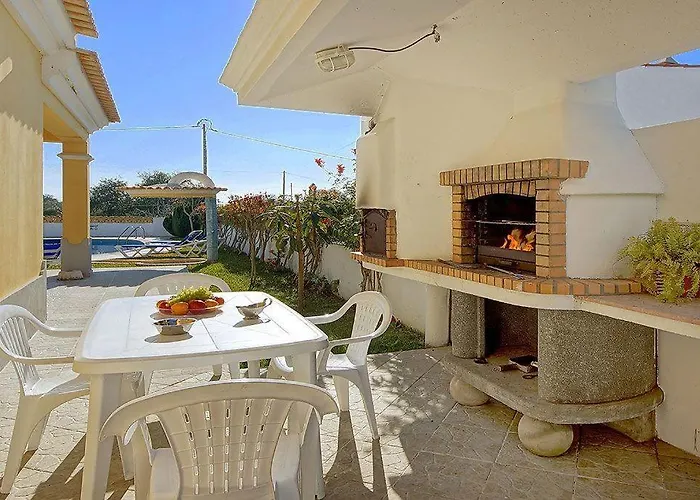 Coelha - Table Tennis And Pool Table 펜션 *