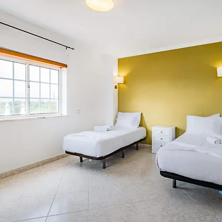 Villa Coelha - Table Tennis And Pool Table *